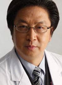 Zefei Jiang, MD, of the Fifth Medical Center of Chinese PLA General Hospital in Beijing