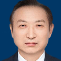 Caicun Zhou, PhD, MD, of Shanghai Pulmonary Hospital and Tongji University School of Medicine in Shanghai, PR China